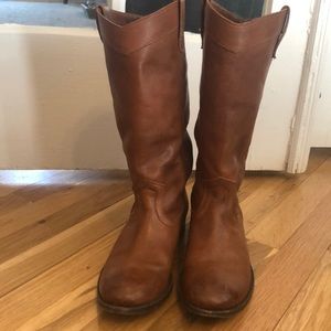 Frye brown boots